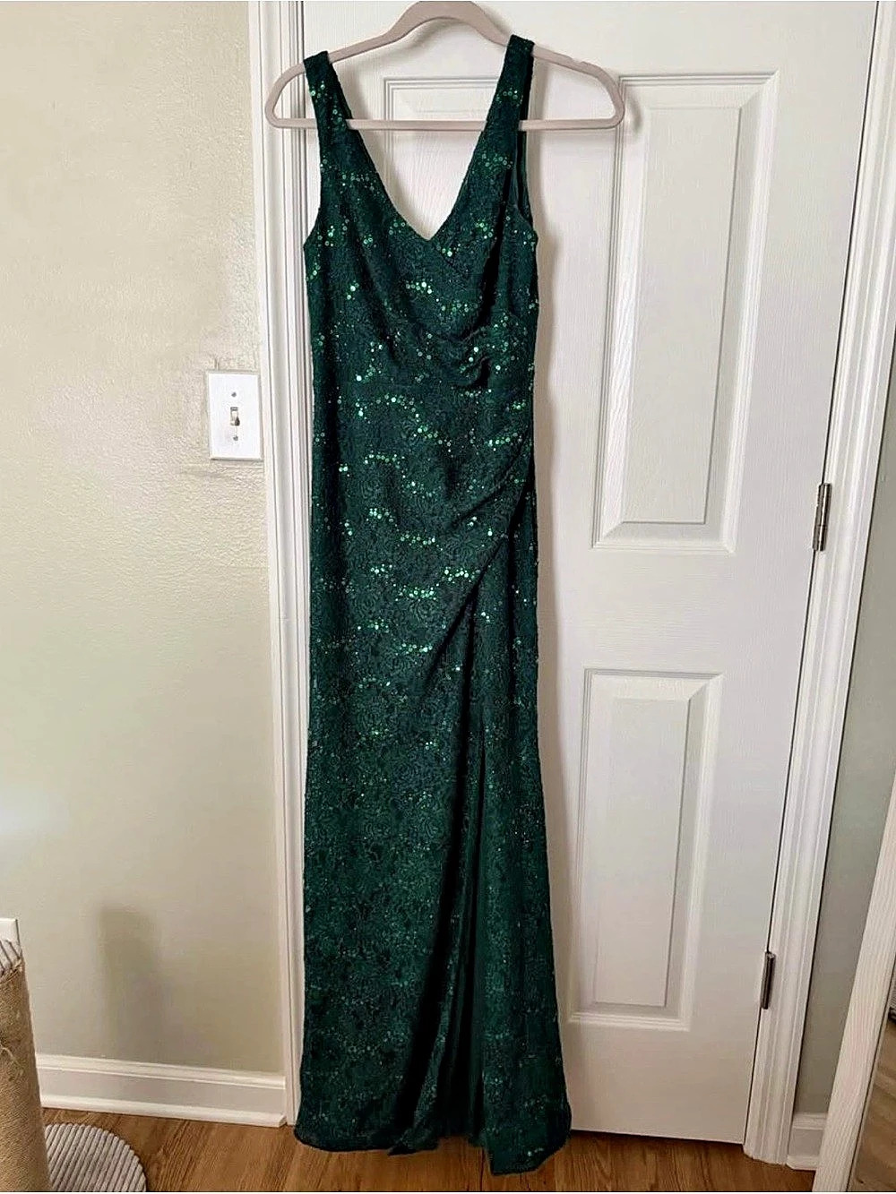 Jules & Cleo Sequin Lace Dress in Green Size 6 Like New